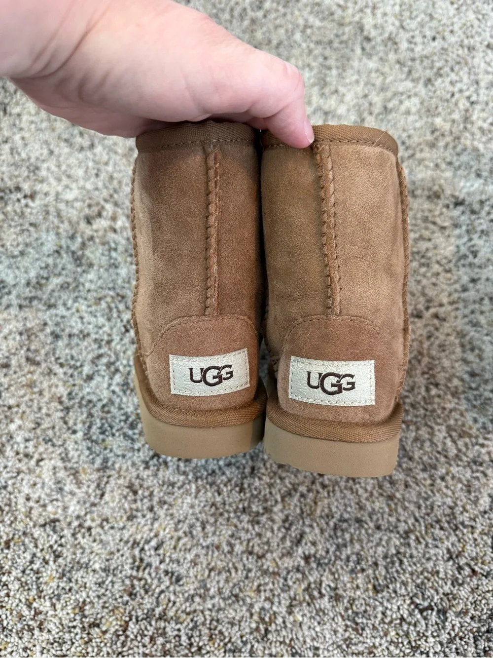 New In Box - Uggs Kids Classic II Chestnut Boots - Size 7 Toddler